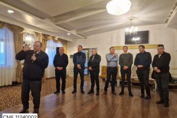 Gheorghe Flutur, Ioan Balan și Bogdan Gheorghiu au participat la o întâlnire cu peste 300 de persoane pentru susținerea lui Nicolae Ciucă