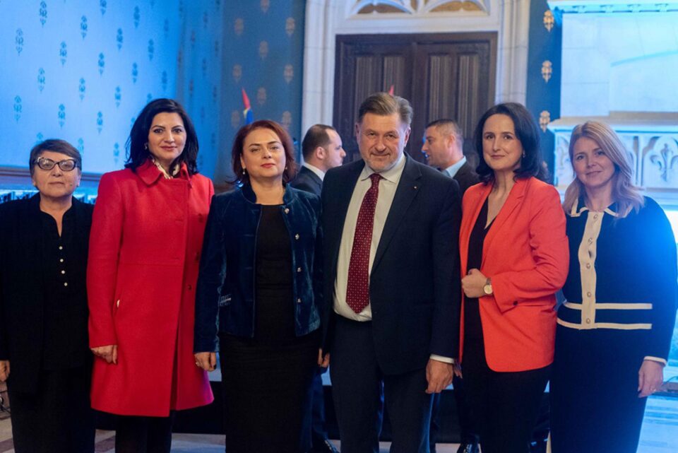 Larisa Blanari apreciază implicarea ministrului Sănătății, Alexandru Rafila, în ceea ce privește actul medical din regiunea Moldovei Larisa Blanari apreciază implicarea ministrului Sănătății, Alexandru Rafila, în ceea ce privește actul medical din regiunea Moldovei