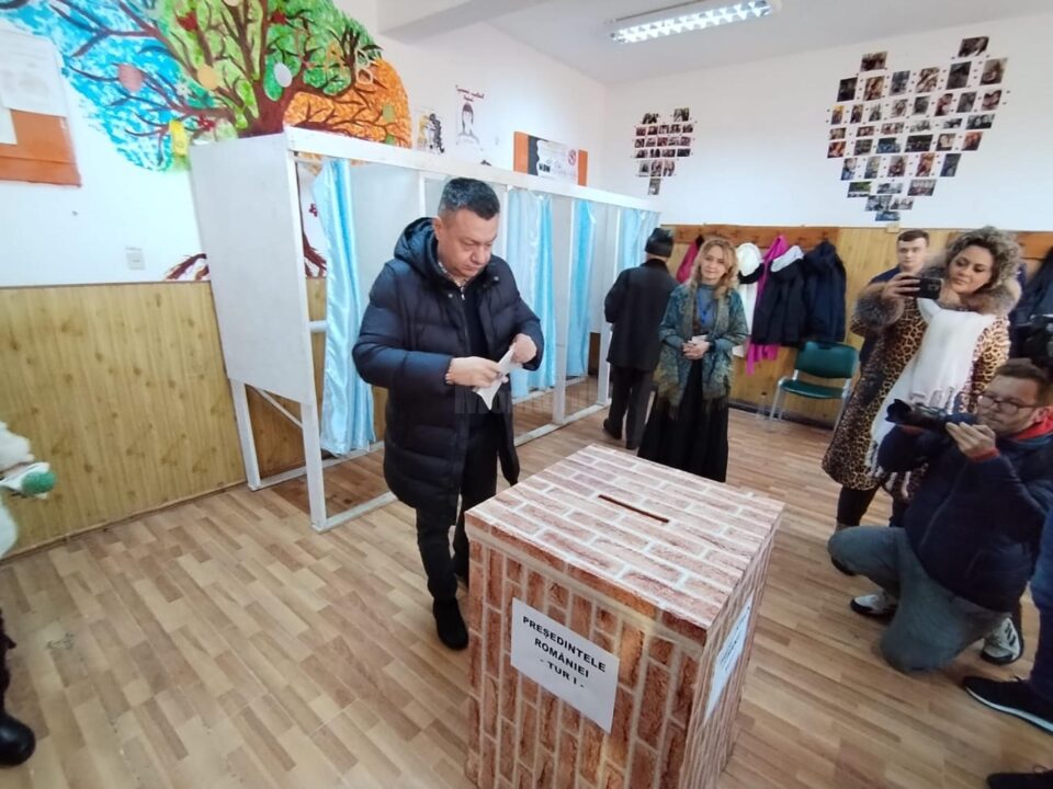 Deputatul Bogdan Gheorghiu a votat pentru normalitate
