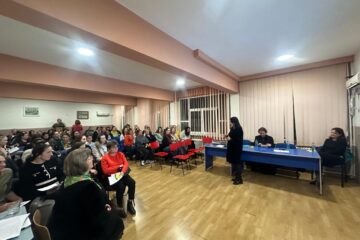 ,,Educația parentală”, activitate desfășurată la Școala Gimnazială ,,Miron Costin” Suceava
