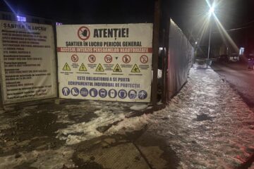 Trotuarele cu zăpadă și gheață pentru care a fost amendat agentul economic, în municipiul Suceava