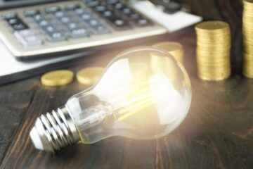 Votul din 1 decembrie este despre continuarea plafonării la energie, pentru a bloca planurile celor care vor triplarea facturilor