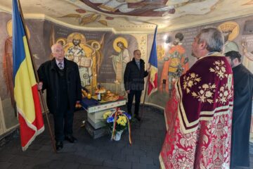 Slujbă de pomenire pentru sufletele eroilor români, la Monumentul „Turnul Unirii”