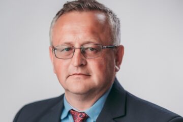 Președintele Organizației Județene Suceava a USR, Vasile Cărare