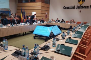 PNL și AUR au boicotat, miercuri, ședința Consiliului Județean Suceava