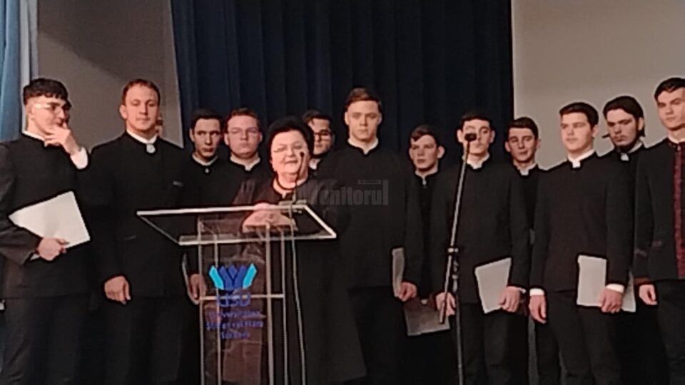 Simpozionul „1 Decembrie – Ziua Națională a României și Sfântul Apostol Andrei, Ocrotitorul României Mari, Ziua Bucovinei”, la USV