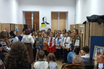 Manifestarea omagială dedicată Zilei Bucovinei, ce a avut loc joi, 28 Noiembrie 2024, la Biblioteca Municipală Câmpulung Moldovenesc