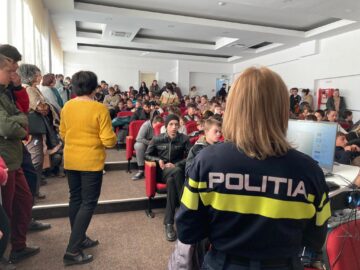 Campania „19 Zile pentru prevenirea abuzului și violenței împotriva copiilor și tinerilor”, la CSEI „Sf. Andrei” Gura Humorului