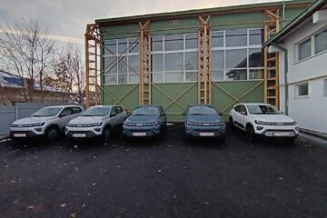 Primăria Fălticeni adoptă mobilitatea electrică: Cinci vehicule electrice pentru un oraș mai verde