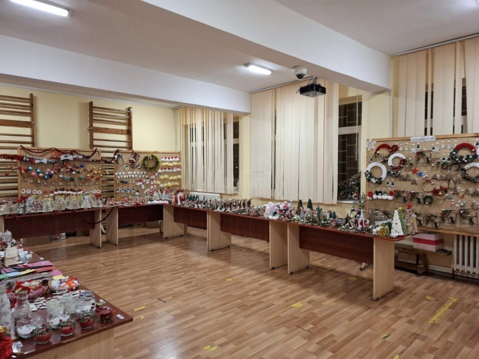 Târgul caritabil al Școlii Nr. 1 Suceava
