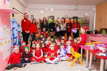 Spiritul Crăciunului învățat prin joc și poveste la „Ciuboțelele lui Moș Nicolae” – Liceul Tehnologic „Iorgu Vârnav Liteanu” Liteni. Foto Luca Gabriel Hatnean
