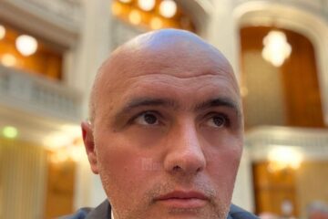 Deputatul Doru Acatrinei