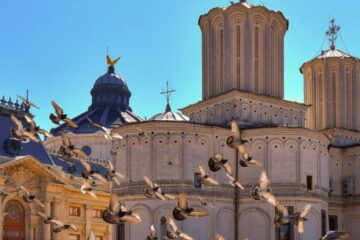 Mesajul Patriarhiei Române - Biserica promovează pacea și unitatea, nu protestele și dezbinarea