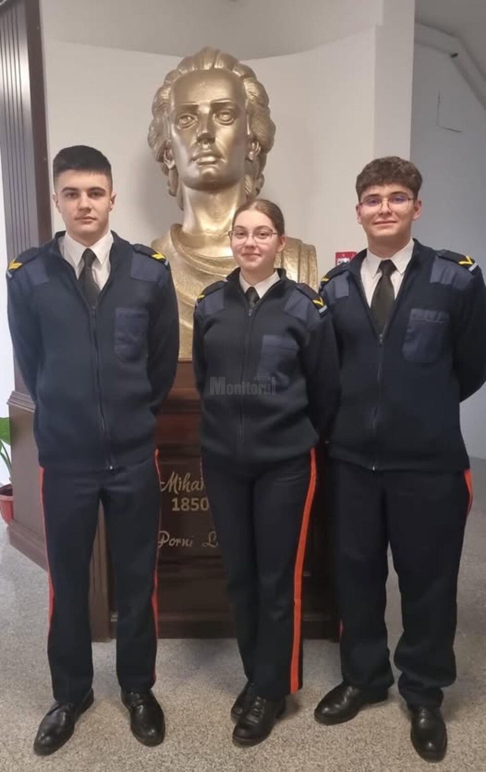 Marcu Grigoriu, Teodora Stigleț, Radu Aramă au obținut premiul I la concursul Drepturile omului, drepturile mele