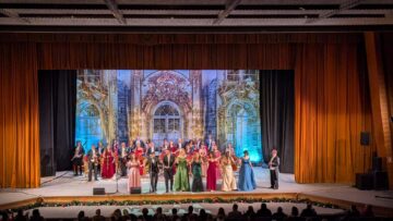 Un virtuoz al viorii, Bogdan Costache, și-a arătat măiestria și ca dirijor, pe scena suceveană, în „Regal vienez”