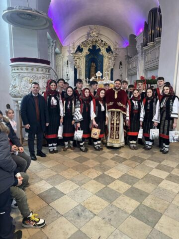 Grupul vocal-tradițional „Ai lui Ștefan, noi oșteni” a concertat în Germania