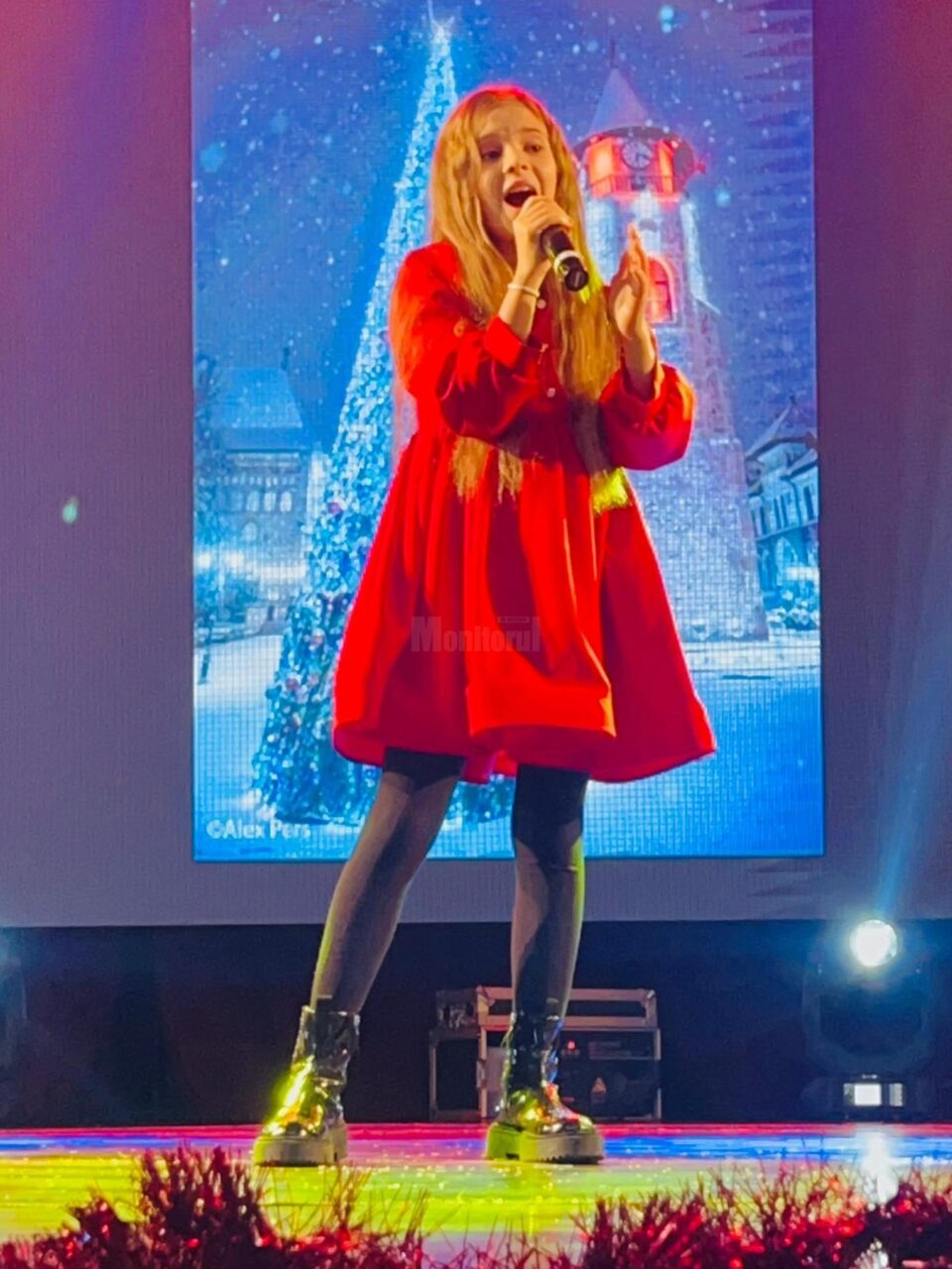 Sara Tirnoveanu