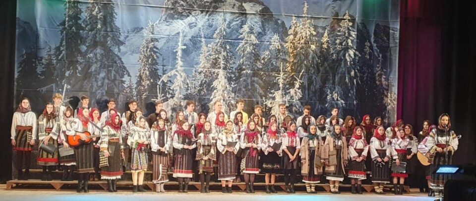 220 de colindători, în special copii și tineri din întreg județul, au participat la Concertul extraordinar „Colinde”, ediția a XVI-a