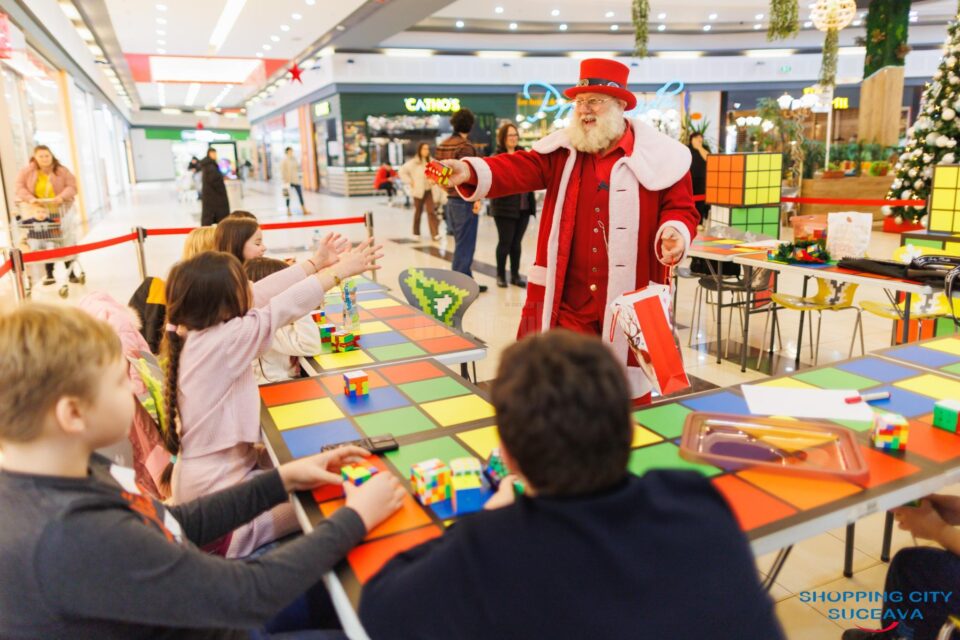 Întâlniri cu Moș Crăciun, ateliere și momente de poveste, la Shopping City Suceava 3