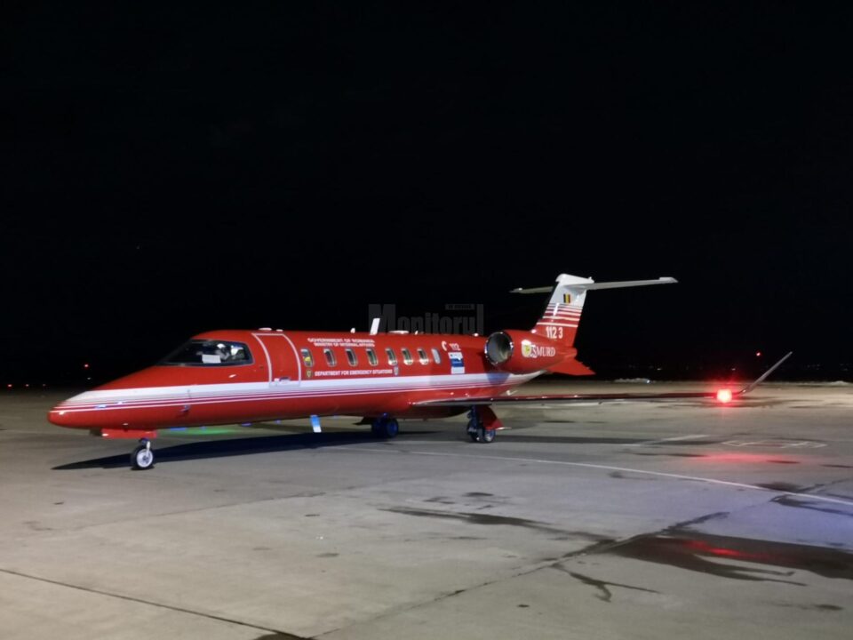 Două fetițe grav rănite de explozia unei butelii au fost transportate cu un avion SMURD de la Suceava la București