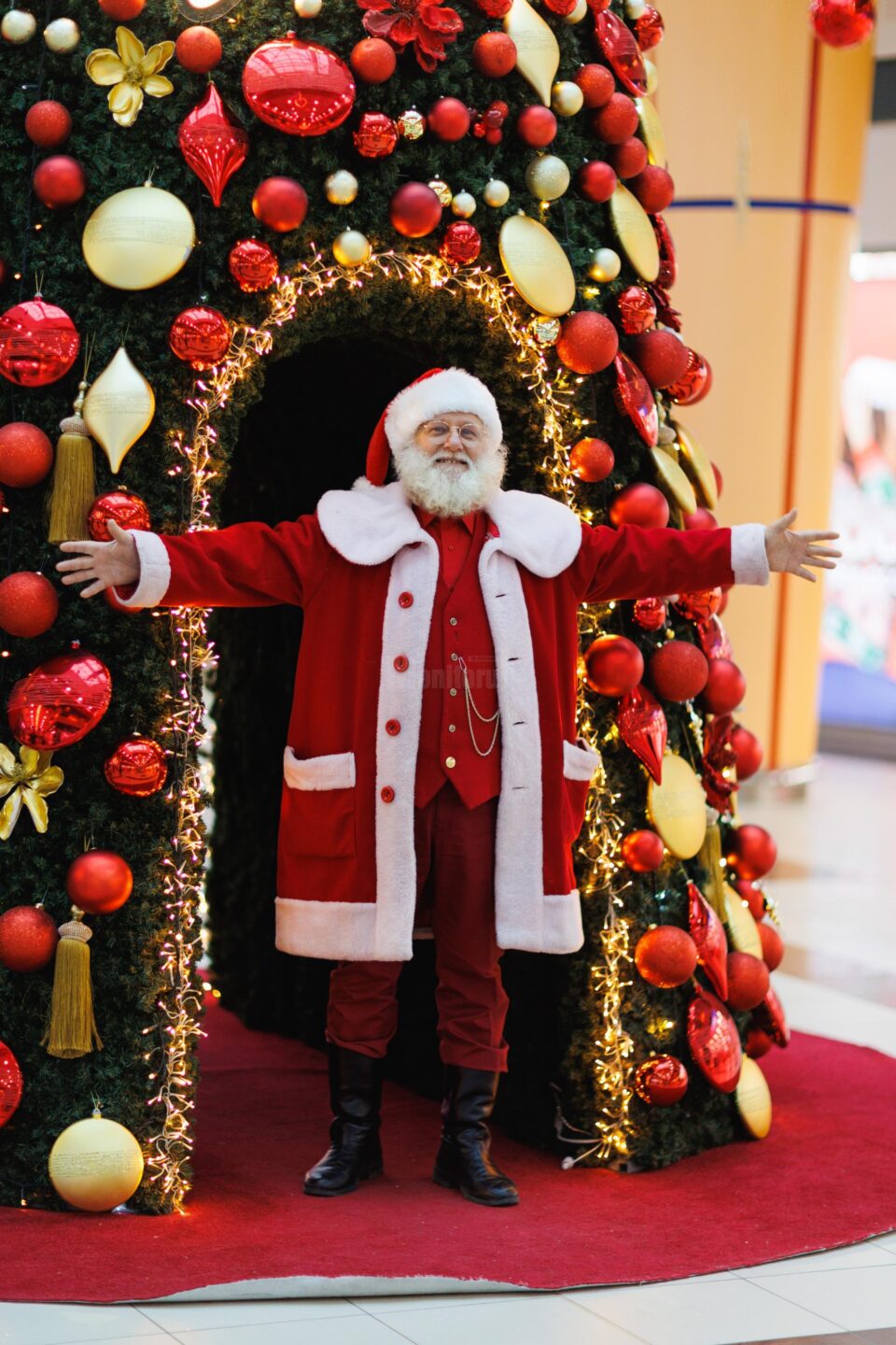Întâlniri cu Moș Crăciun, ateliere și momente de poveste, la Shopping City Suceava 4