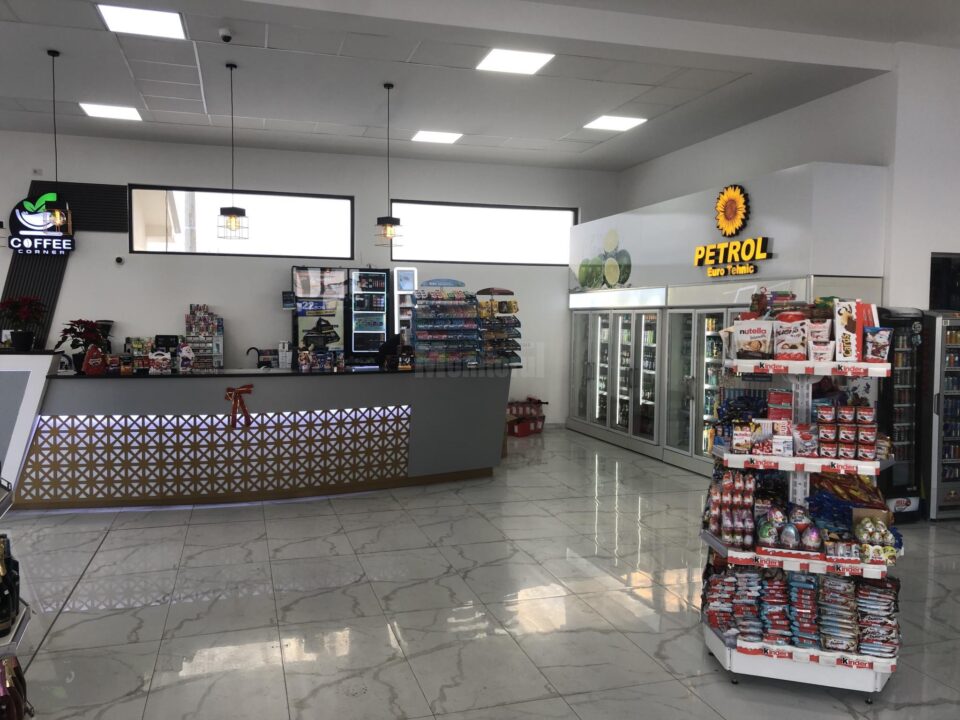 Stația Petrol din Vicovu de Sus respectă toate standardele europene, oferind facilități complete pentru clienți