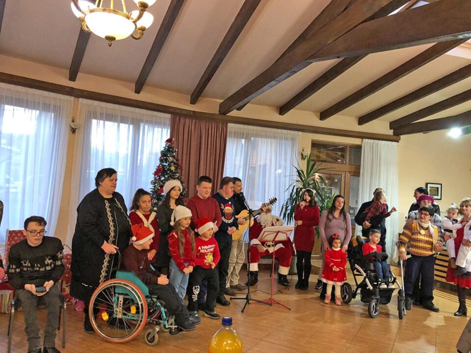 „Și tu poți fi Moș Crăciun”, ediția a XII-a, la Câmpulung Moldovenesc