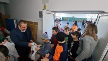 Ciprian Dumitru Muscă, președintele Asociației Forestierilor din România, a devenit ajutor al lui Moș Crăciun pentru aproape 200 de copii