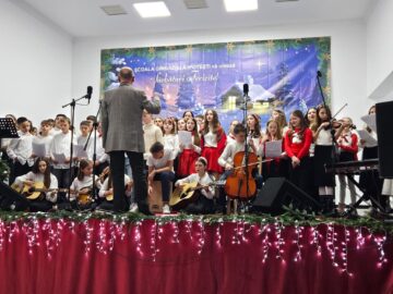 Primul concert de colinde organizat la Ipotești s-a derulat în fața unui public numeros