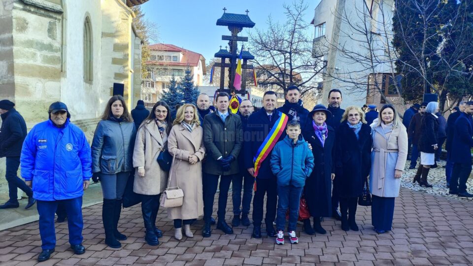 Depunere de coroane și jerbe de flori la 35 de ani de la Revoluția Română, la Suceava 5