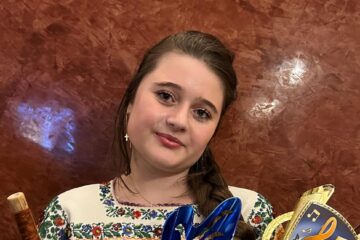 Marele Trofeu pentru eleva Beatrice Ecaterina Tcaciuc, la Festivalul Național „Flori de gheață”