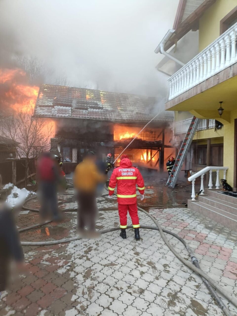 Incendiu la Frasin