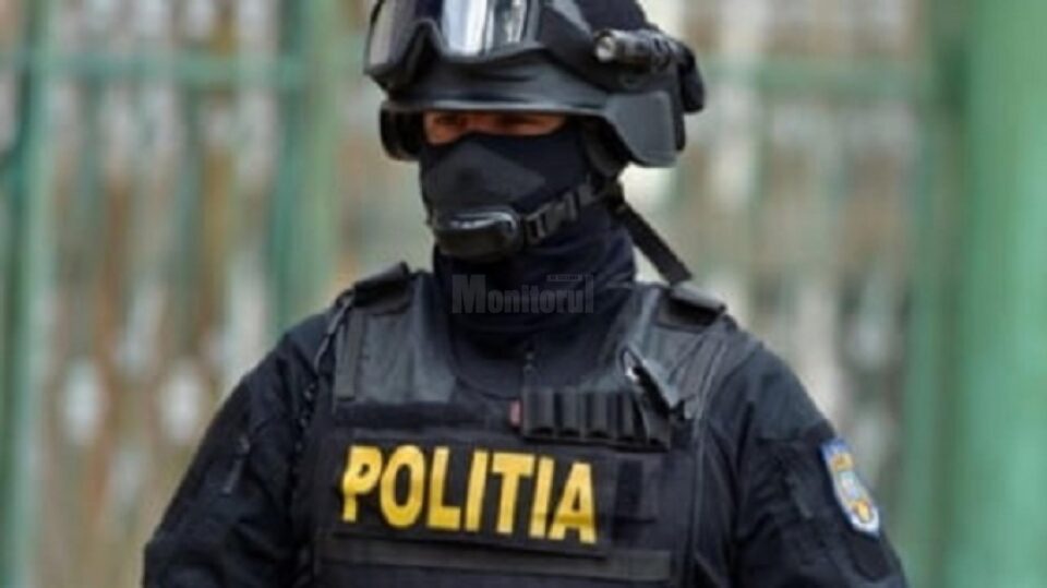 Un hoț fugit în Italia și revenit acasă de sărbători, săltat de la Șcheia de polițiști