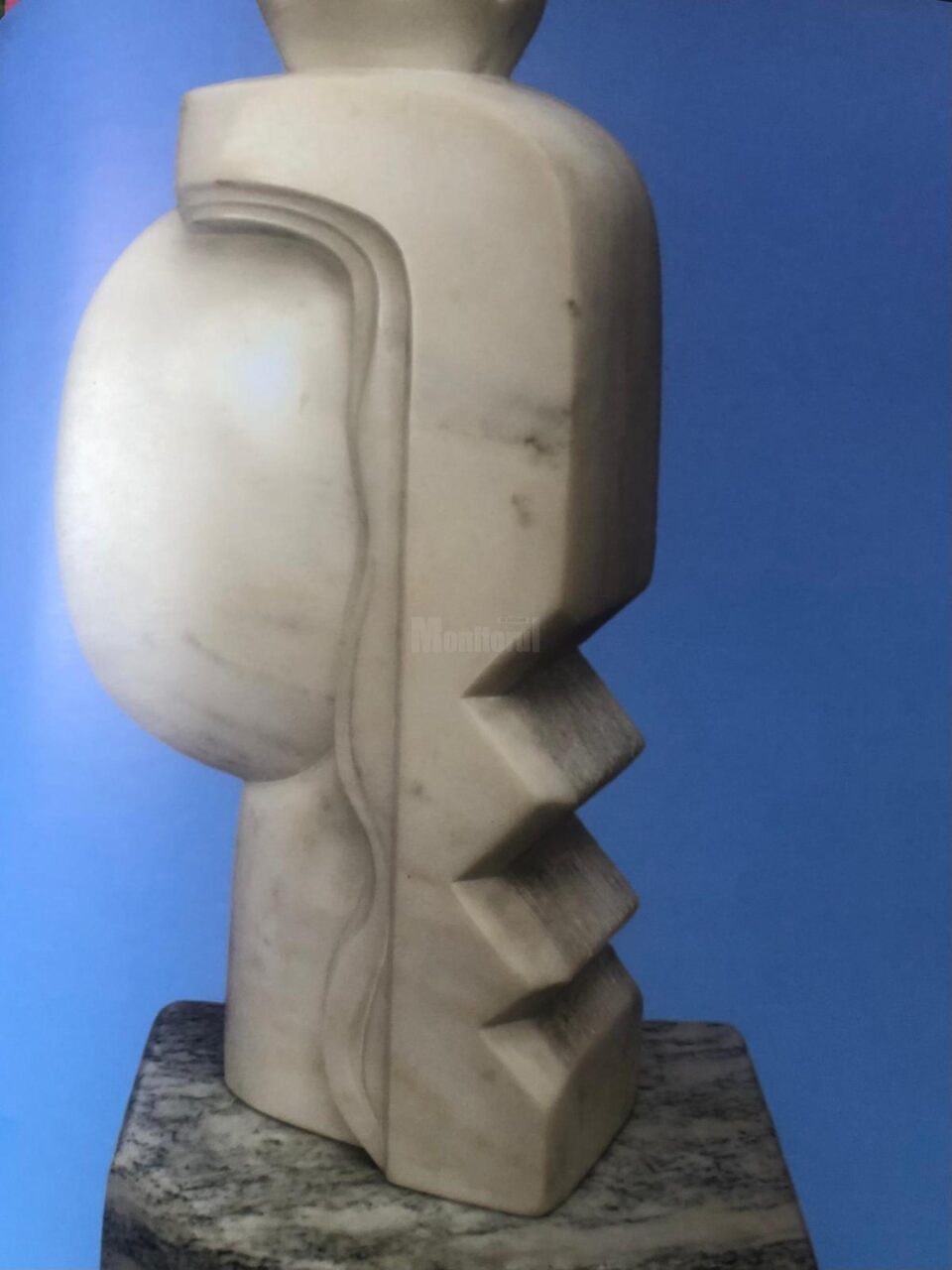 Muzeul Național al Bucovinei are singura colecție de sculptură din țară a lui Constantin Antonovici, discipol al marelui Brâncuși