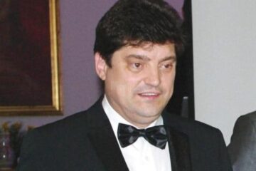 Florin Apetroaei a fost președinte al Rotary Club Suceava-Bucovina în perioada 2013 – 2014