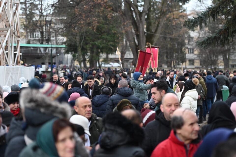 Sfânta Liturghie de Bobotează, în curtea Mănăstirii „Sfântul Ioan cel Nou” Suceava