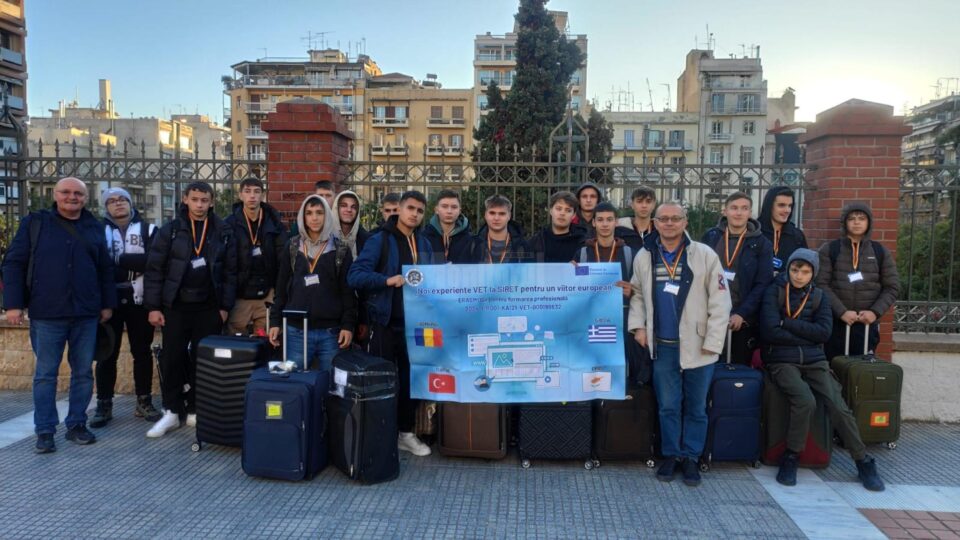 18 elevi de la Colegiul Tehnic „Lațcu Vodă” Siret au participat la un curs de formare profesională în Grecia