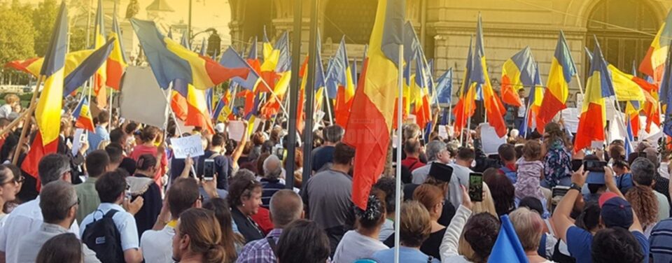 Peste 1.000 de oameni din județ participă duminică la mitingul AUR de la București pentru reluarea cât mai repede a alegerilor prezidențiale Peste 1.000 de oameni din județ participă duminică la mitingul AUR de la București pentru reluarea cât mai repede a alegerilor prezidențiale