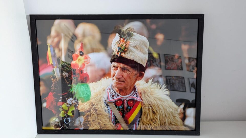 Ziua Artei Fotografice, marcată la Galeria „Zamca” printr-o expoziție realizată de membrii Clubului Fotografilor Suceveni