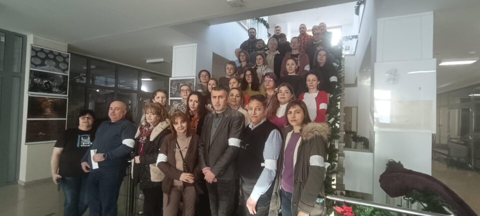 Angajații Muzeului Național al Bucovinei au intrat în grevă japoneză, de Ziua Culturii Naționale