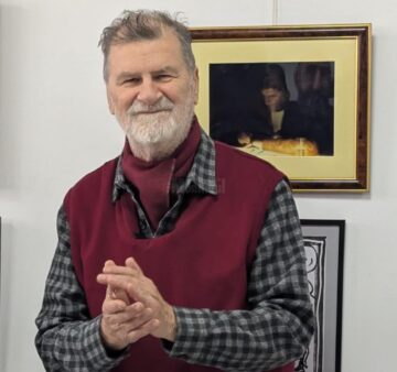 Maestrul Mihai Pânzaru-PIM, printre prieteni, la aniversarea celor 79 de ani