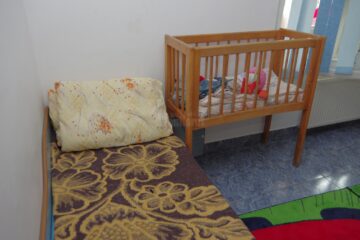 52 de copii abandonați, aflați în grija statului, au fost adoptați anul trecut și cresc acum în familii iubitoare