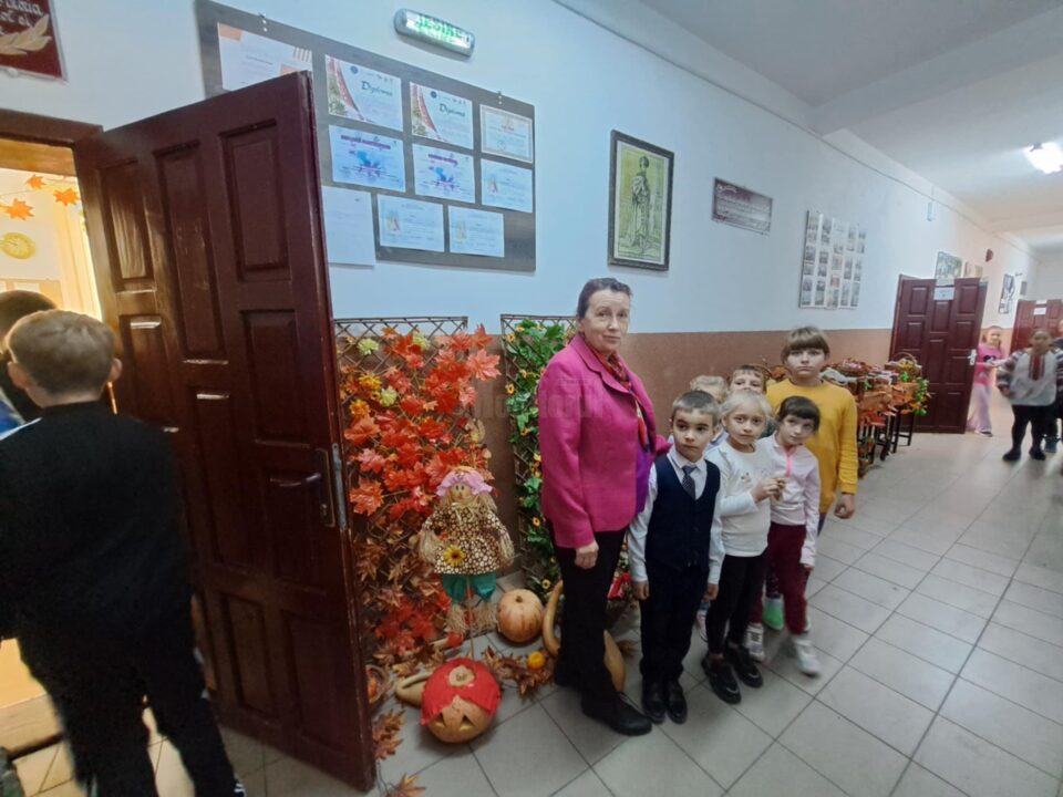 Unirea Principatelor Române, sărbătorită de elevii Școlii Gimnaziale Zamostea