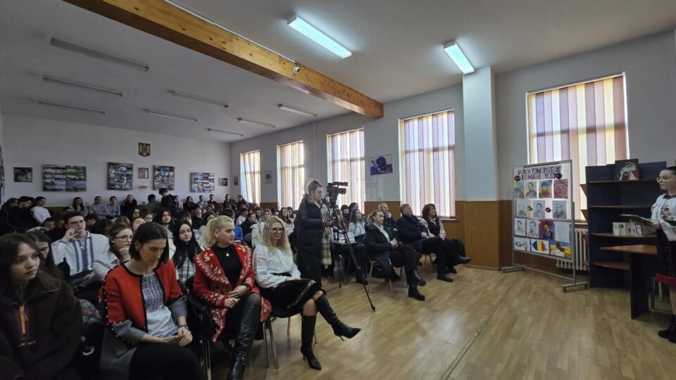 Sărbătoarea Unirii Principatelor, marcată printr-un program bogat la Colegiul „Hurmuzachi” Rădăuți