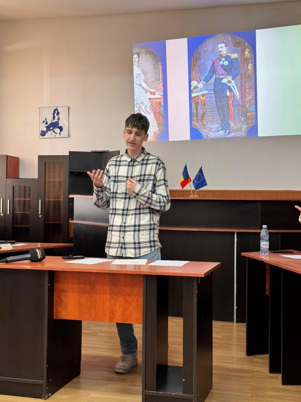 Sărbătoarea Unirii Principatelor, marcată printr-un program bogat la Colegiul „Hurmuzachi” Rădăuți