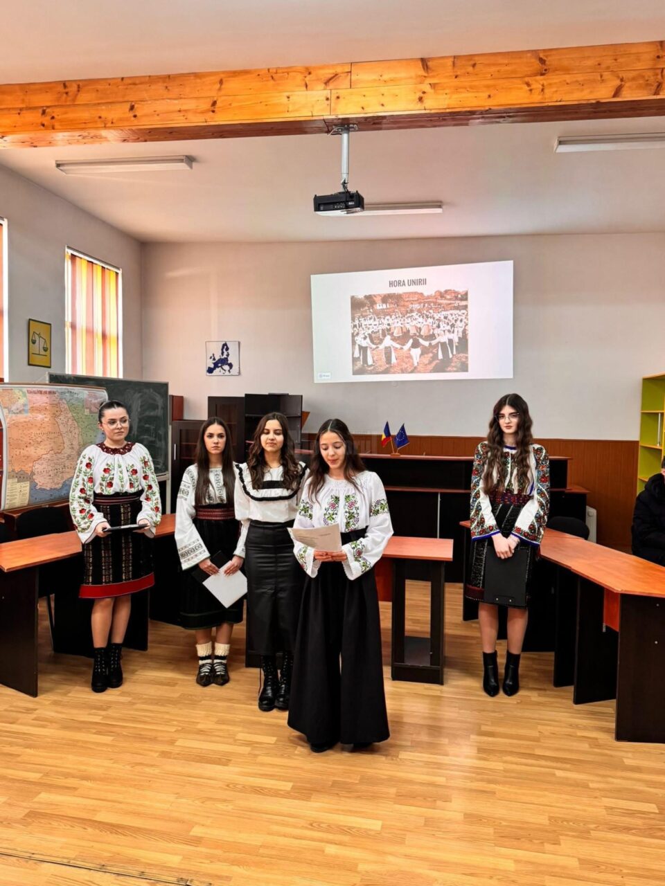 Sărbătoarea Unirii Principatelor, marcată printr-un program bogat la Colegiul „Hurmuzachi” Rădăuți
