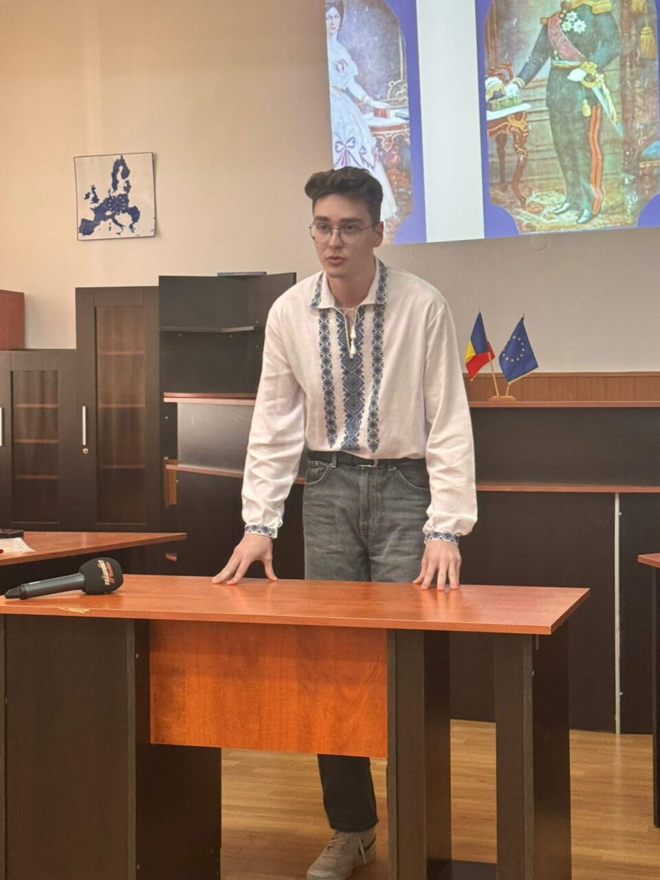 Sărbătoarea Unirii Principatelor, marcată printr-un program bogat la Colegiul „Hurmuzachi” Rădăuți