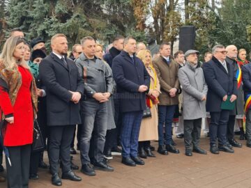 Ziua Unirii Principatelor, 24 ianuarie, sărbătorită la Suceava cu ceremonii militare, religioase, depuneri de coroane și Hora Unirii