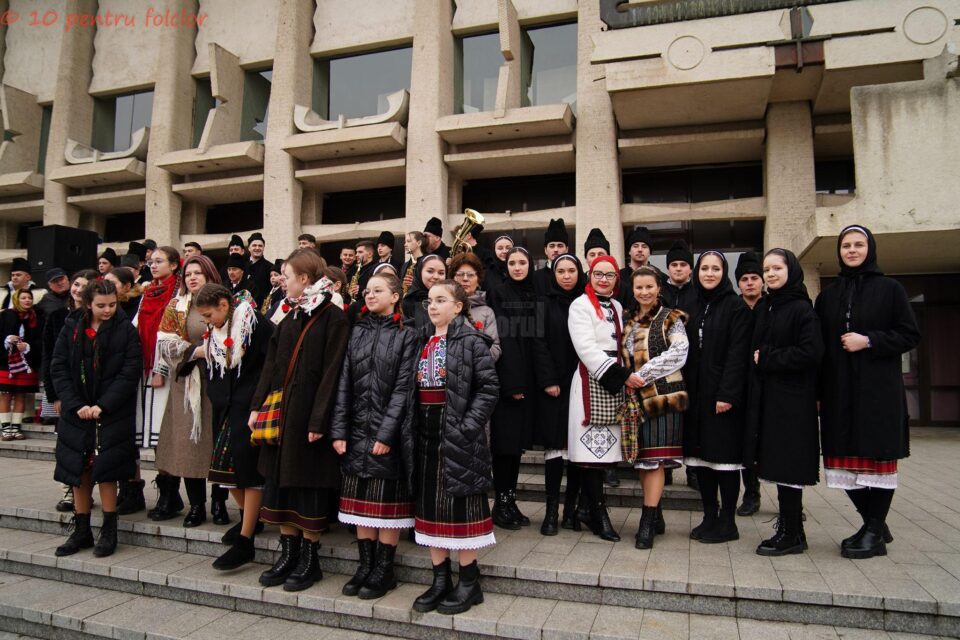 „Hai să dăm mână cu mână!”, ediția a II-a, la Suceava