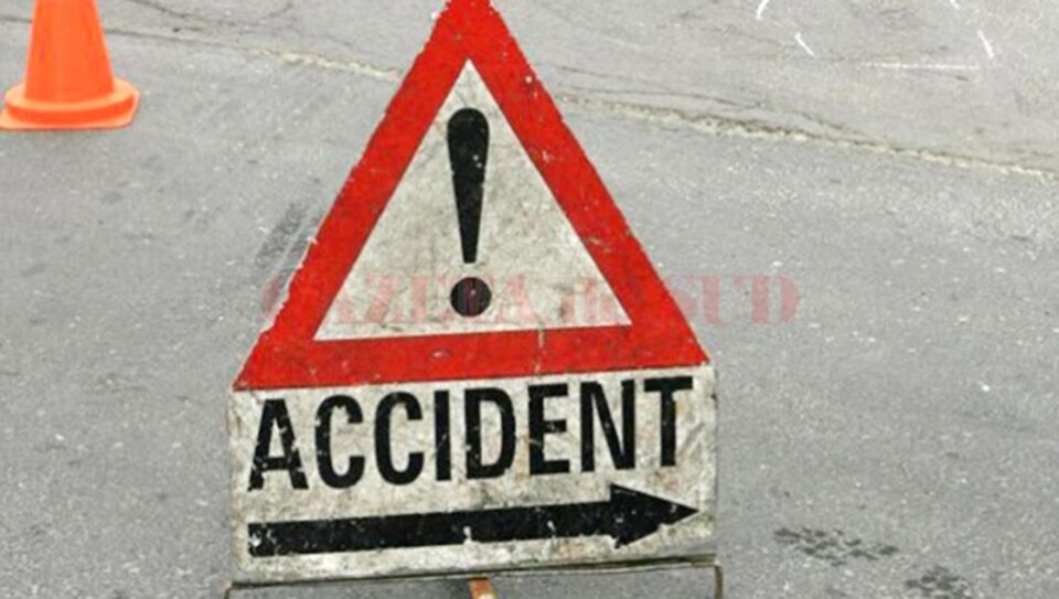 Doi pietoni și-au pierdut viețile după ce au fost loviți de mașini